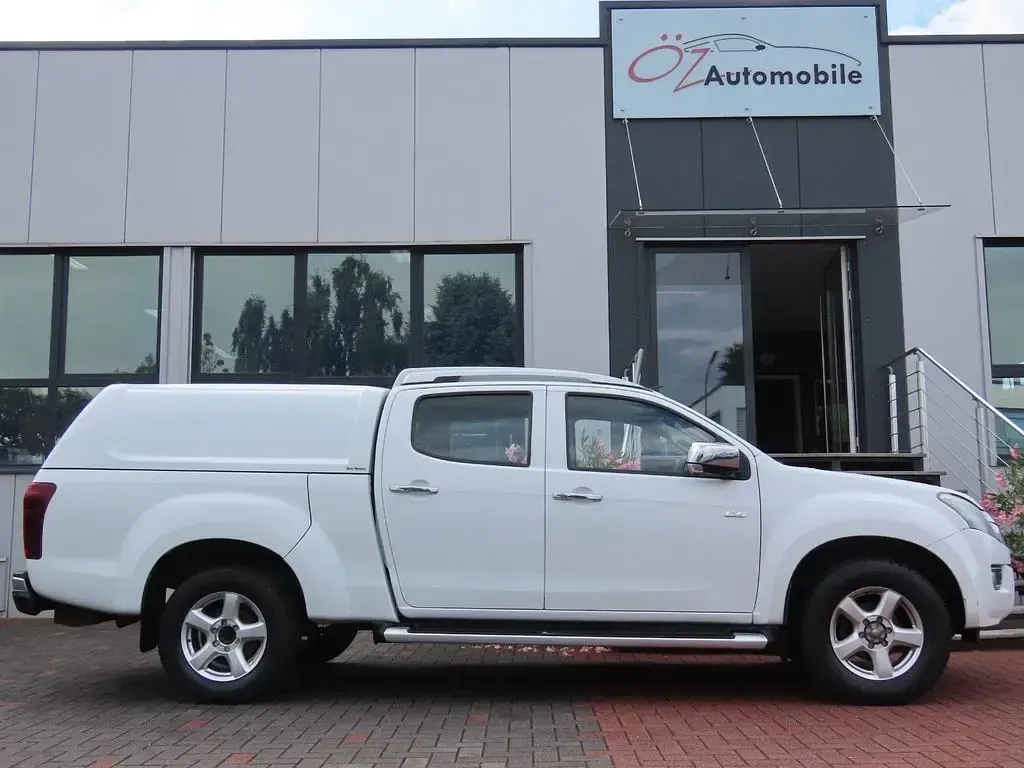 Gebraucht Isuzu D-Max 163 PS (119 kW) 2016 Weiß SUV