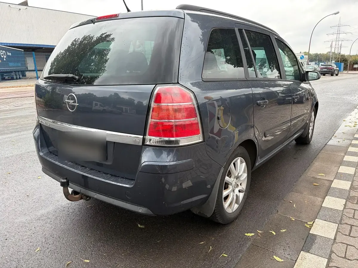 Gebraucht Opel Zafira 140 PS (102 kW) 2006 Blau Van / Kleinbus