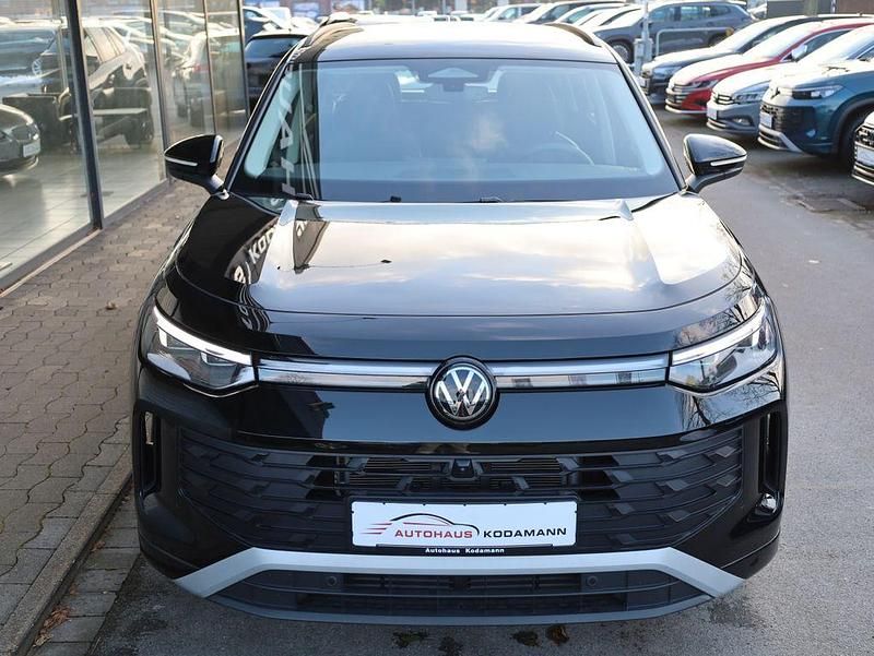 Gebraucht VW Tayron Life 150 PS (110 kW) 2025 Schwarz SUV