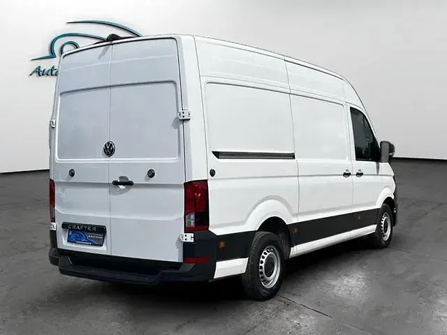 Gebraucht VW Crafter 140 PS (102 kW) 2025 Candyweiss Van