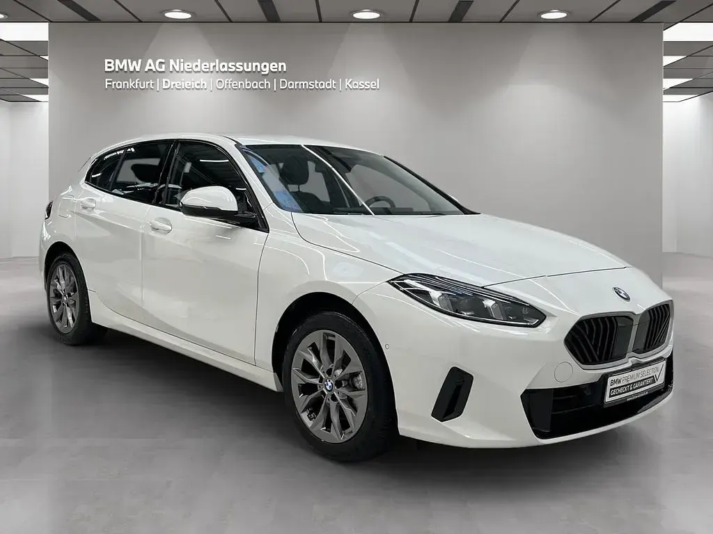 Gebraucht BMW 120 Shadowline 156 PS (114 kW) 2025 Weiß Kleinwagen