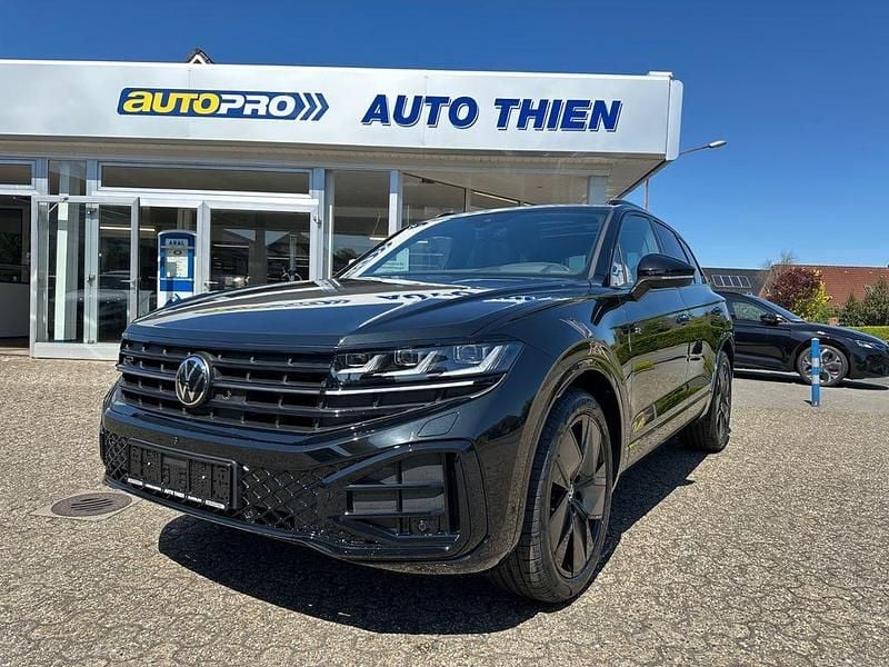 Schwarz Neu 2025 VW Touareg R-line SUV | 79.850 € (Superpreis) - Bild 1/4
