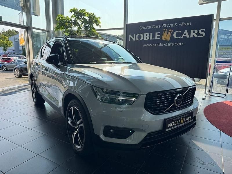 Silber Gebraucht 2021 Volvo XC40 R-Design SUV | 33.590 € (Fairer Preis) - Bild 1/4