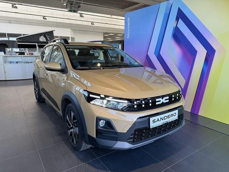 Neu Dacia Sandero Expression 110 PS (80 kW) 2026 Safaribeige Kleinwagen