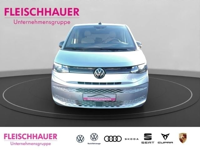 Gebraucht VW T7 150 PS (110 kW) 2023 Silber Van