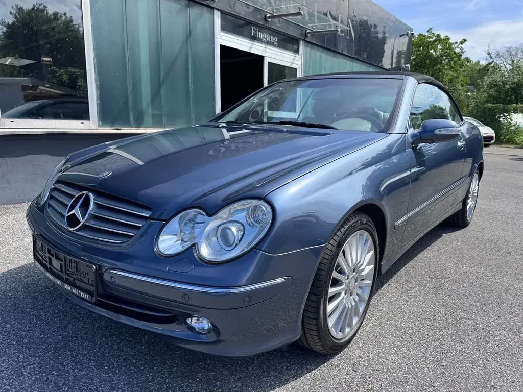 Gebraucht Mercedes CLK240 Elegance 170 PS (125 kW) 2004 Blau Cabrio