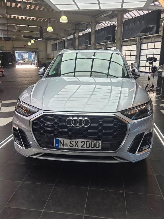 Silber Gebraucht 2021 Audi Q5 S-Line SUV | 37.500 € (Fairer Preis) - Bild 1/4