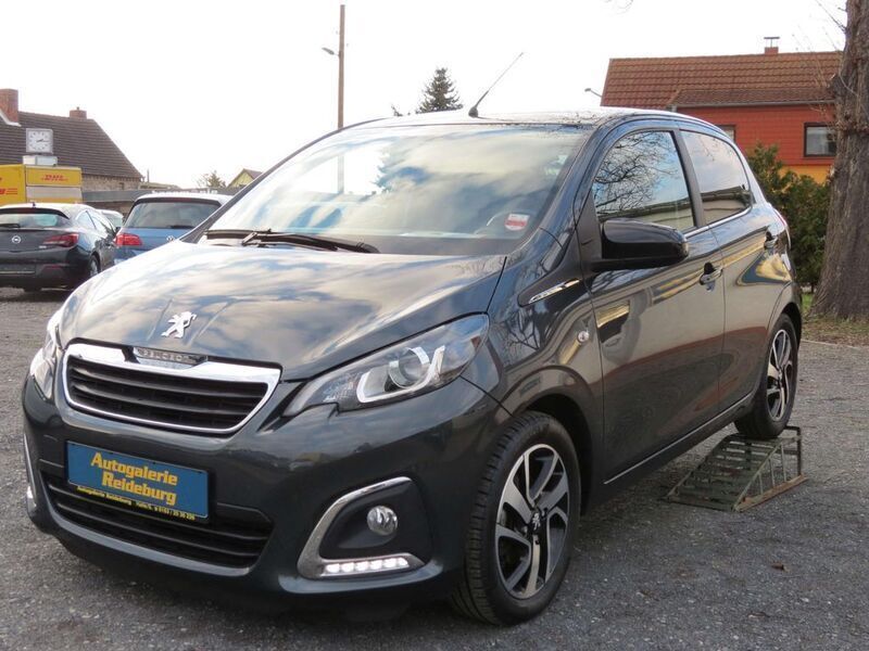 Gebraucht Peugeot 108 Allure 72 PS (52 kW) 2020 Grau Kleinwagen