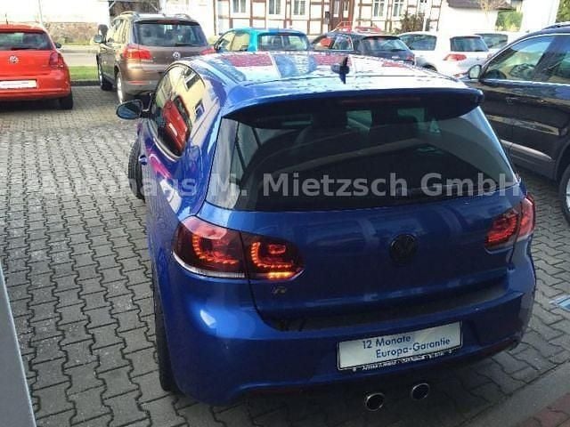 Gebraucht VW Golf VI R 271 PS (199 kW) 2011 Blau metallic Kleinwagen