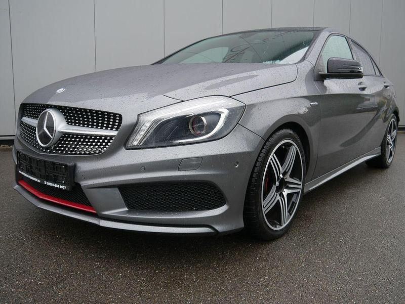 Gebraucht Mercedes A250 AMG 211 PS (155 kW) 2013 Grau Limousine