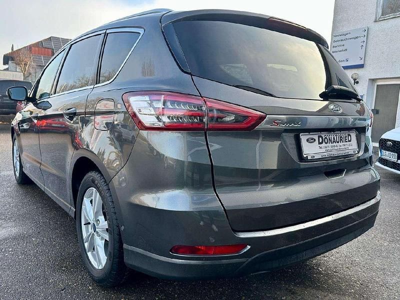Gebraucht Ford S-MAX Titanium 150 PS (110 kW) 2020 Magneticgrau (metallic) Van / Kleinbus