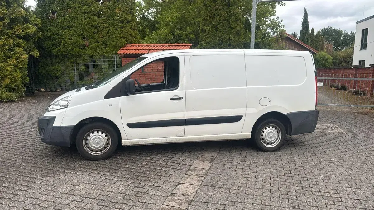 Gebraucht Citroën Jumpy 128 PS (94 kW) 2015 Weiß Van / Kleinbus