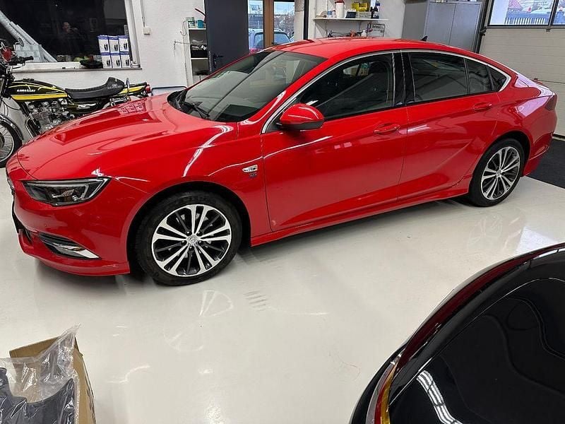 Rot Gebraucht 2019 Opel Insignia OPC Limousine | 14.860 € (Guter Preis) - Bild 1/4