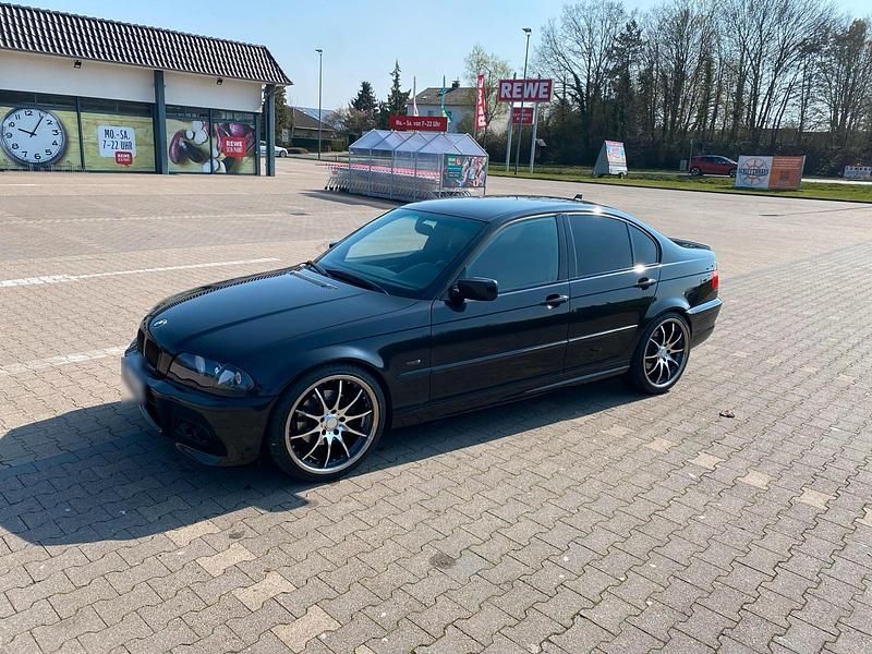 Gebraucht BMW 325 192 PS (141 kW) 2000 Schwarz Limousine