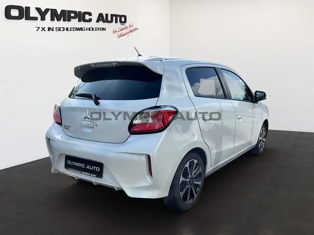 Gebraucht Mitsubishi L Top 71 PS (52 kW) 2022 Titanweiss (d) Limousine