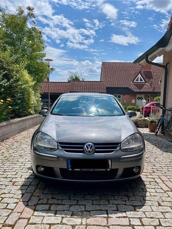 Grau Gebraucht 2006 VW Golf V Goal Limousine | 3.399 € (Fairer Preis) - Bild 1/4