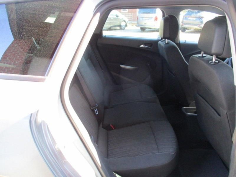 Gebraucht Opel Astra 115 PS (84 kW) 2011 Grau Kombi