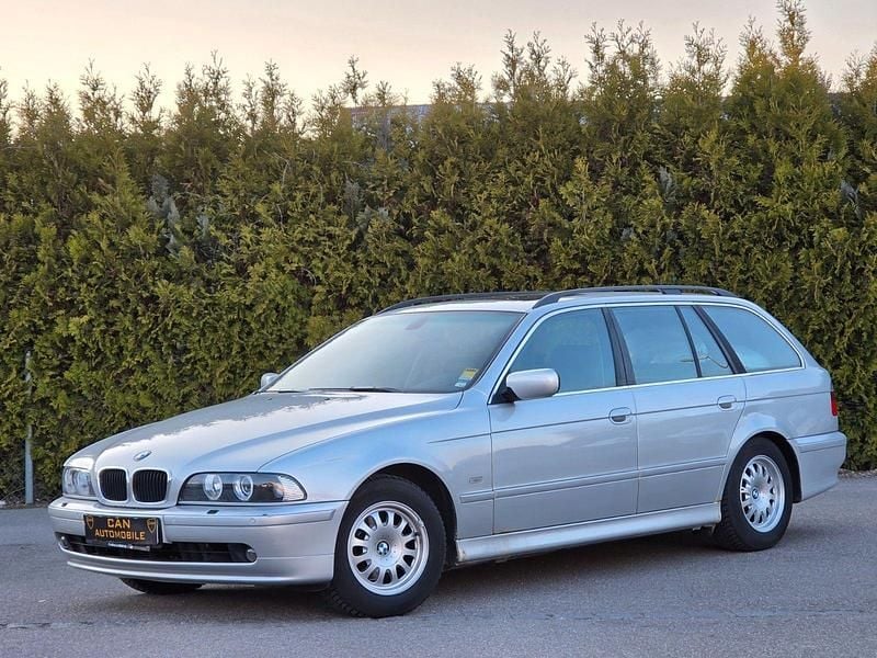 Gebraucht BMW 525 Exclusive 192 PS (141 kW) 2002 Silber Kombi