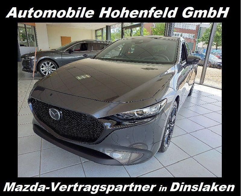 Grau Neu 2025 Mazda 3 Homura-Line Limousine | 26.840 € - Bild 1/4