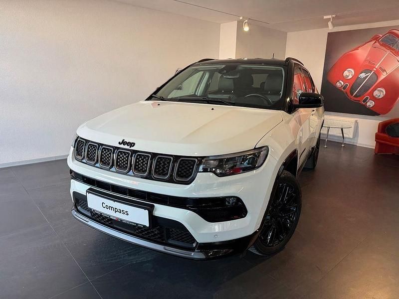 Gebraucht Jeep Compass 131 PS (96 kW) 2023 Weiß SUV