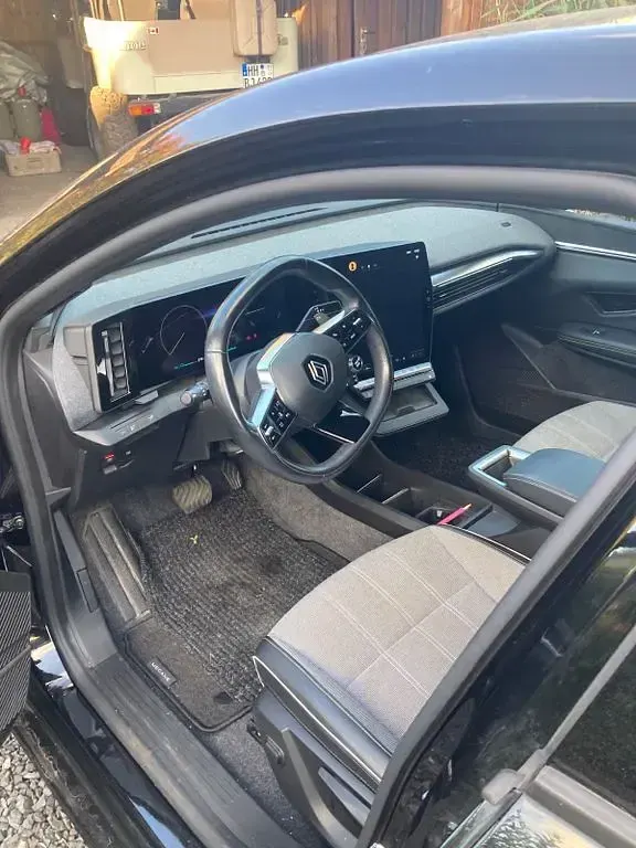 Gebraucht Renault Megane E-Tech Komfort 160 kW (218 PS) 2022 Schwarz Limousine