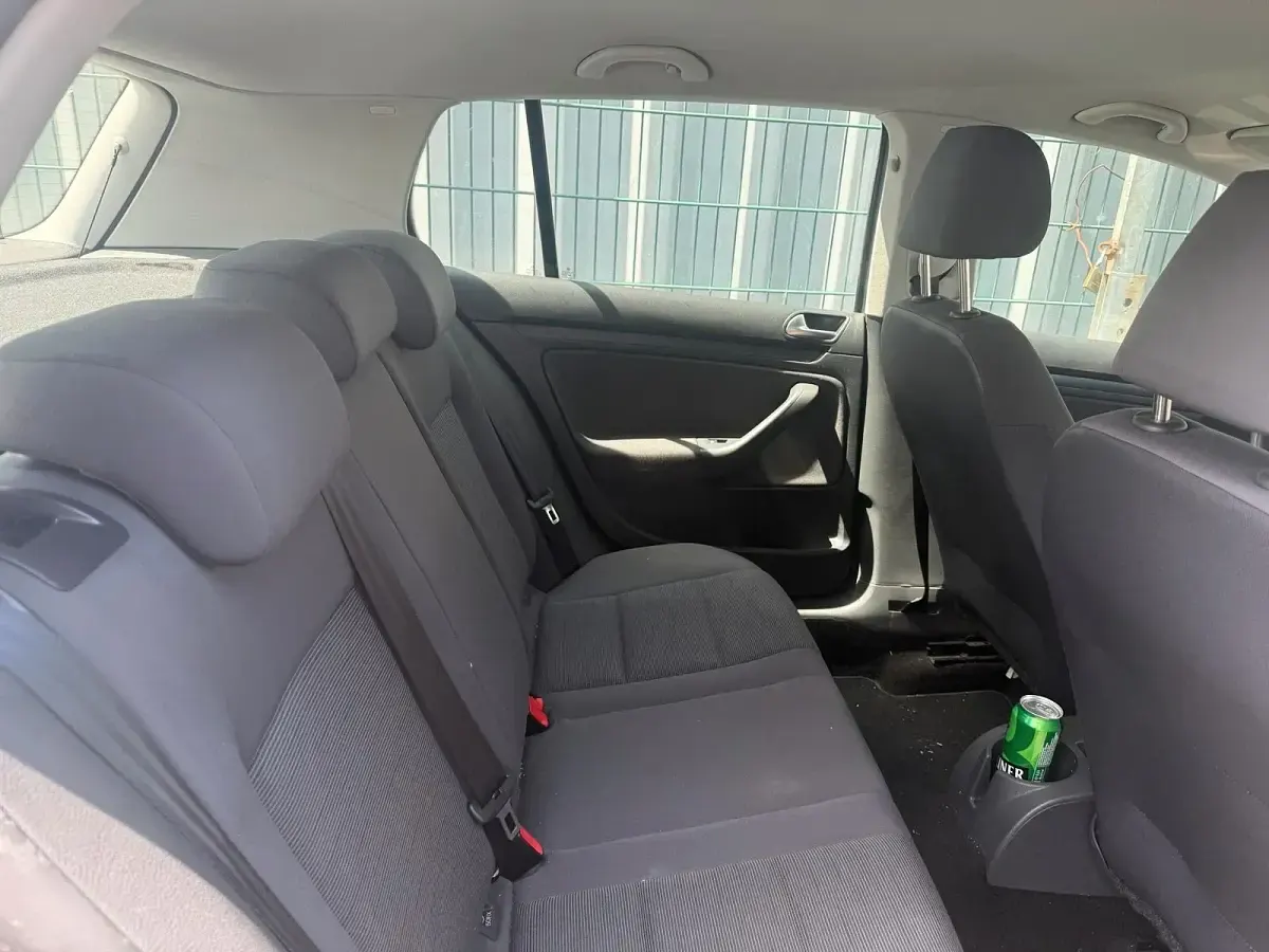 Gebraucht VW Golf VI 102 PS (75 kW) 2008 Grau Kleinwagen
