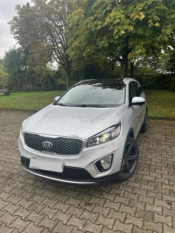 Gebraucht Kia Sorento 200 PS (147 kW) 2015 Grau SUV