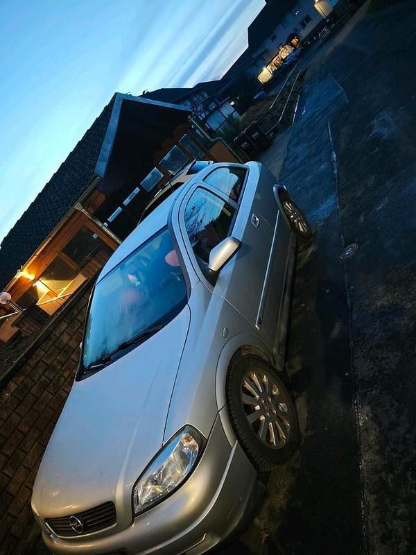 Silber Gebraucht 2003 Opel Astra Njoy Kleinwagen | 999 € (Superpreis) - Bild 1/4