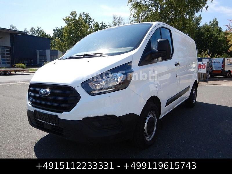 Gebraucht Ford Transit Custom 105 PS (77 kW) 2019 Weiß Van / Kleinbus
