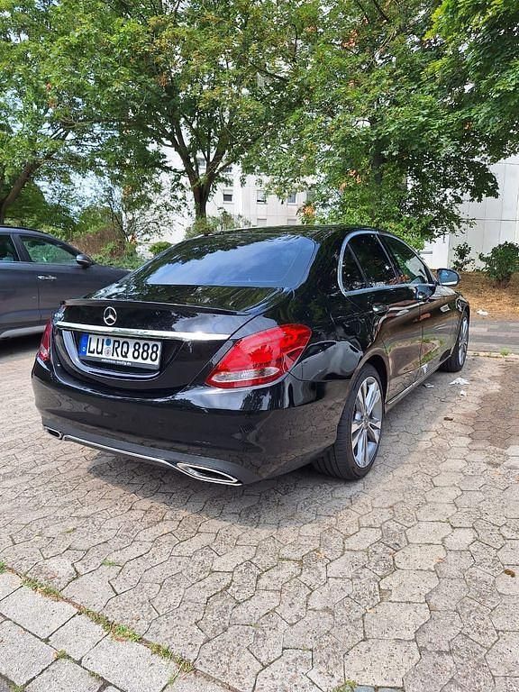 Gebraucht Mercedes C300 245 PS (180 kW) 2018 Schwarz Limousine