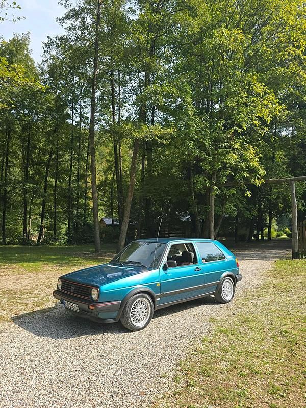 Grün Gebraucht 1992 VW Golf II Kleinwagen | 4.099 € - Bild 1/4