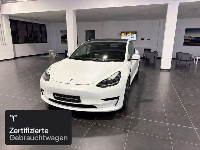 Weiß Gebraucht 2021 Tesla Model 3 RWD Limousine | 24.400 € (Fairer Preis) - Bild 1/4