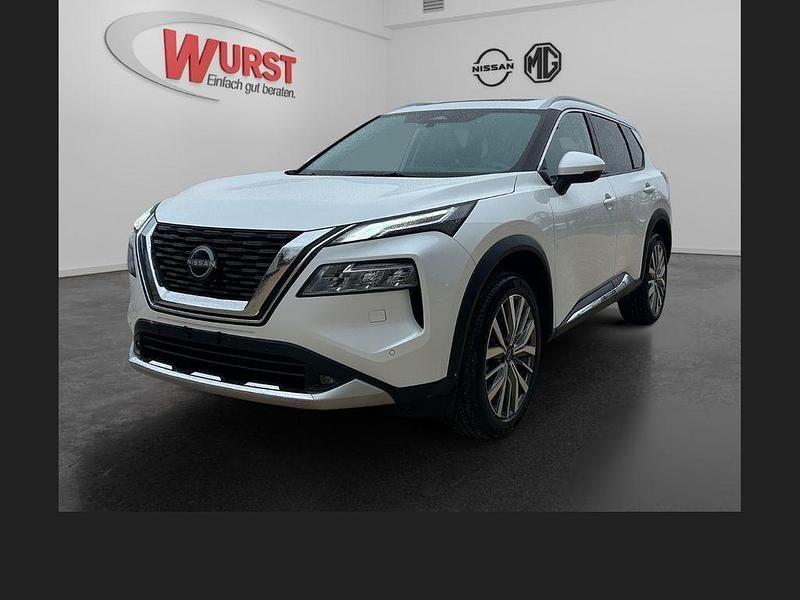 Neu Nissan X-Trail Tekna 163 PS (119 kW) 2026 Weiß SUV