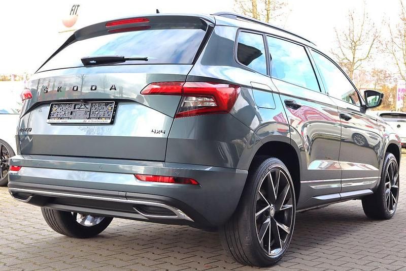 Gebraucht Skoda Karoq SportLine 190 PS (139 kW) 2020 Grau SUV