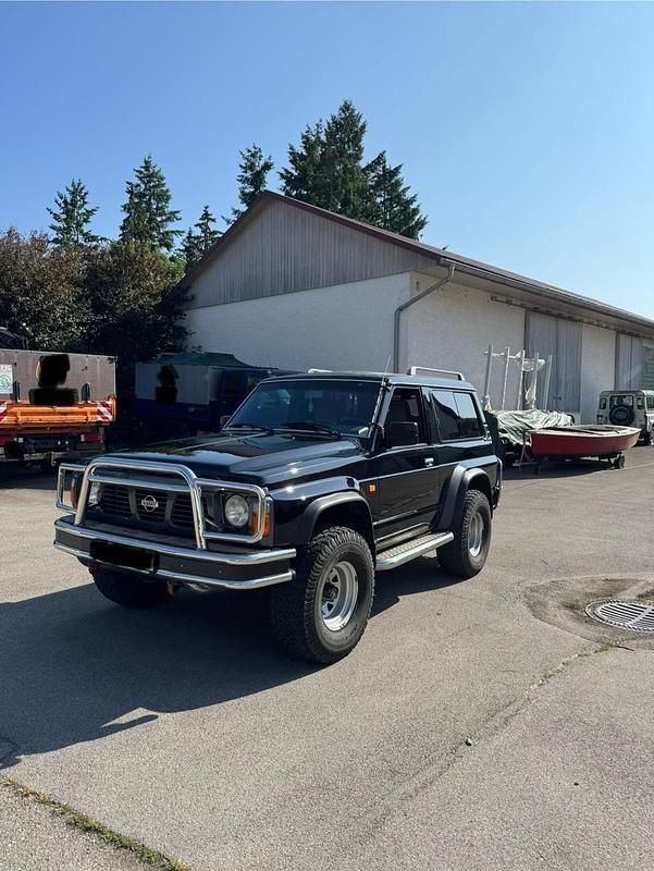 Schwarz Gebraucht 1993 Nissan Patrol SUV | 32.000 € - Bild 1/4