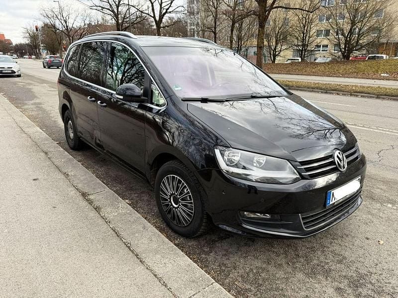 Gebraucht VW Sharan Comfortline 150 PS (110 kW) 2011 Schwarz Van / Kleinbus