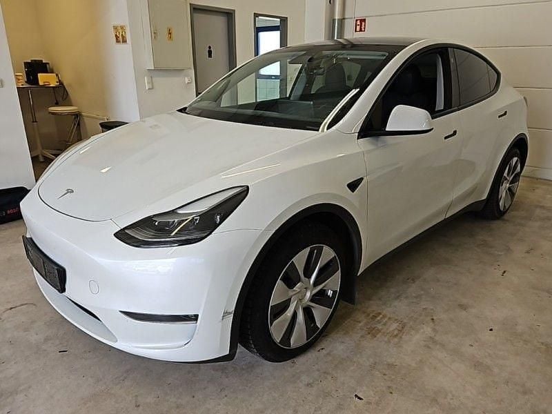 Weiß Gebraucht 2023 Tesla Model Y Long Range AWD SUV | 33.500 € (Guter Preis) - Bild 1/4