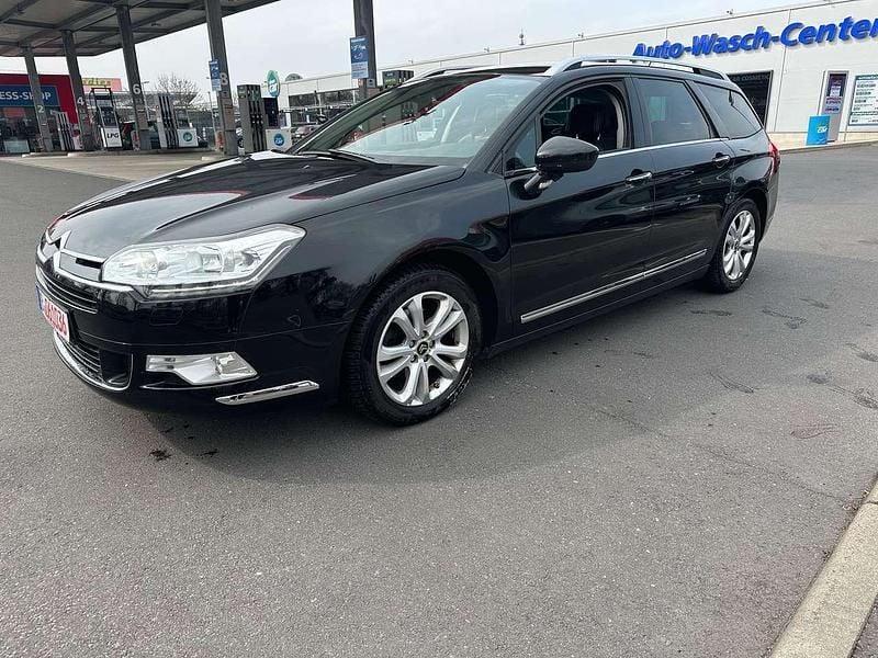 Lackierung schwarz Gebraucht 2012 Citroën C5 Exclusive Kombi | 4.900 € (Guter Preis) - Bild 1/4