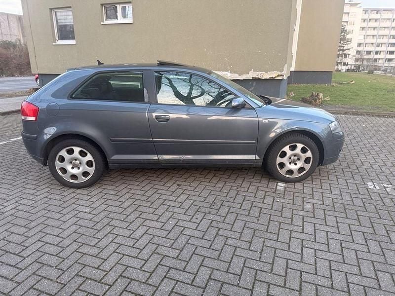Gebraucht Audi A3 Attraction 150 PS (110 kW) 2006 Grau Kleinwagen
