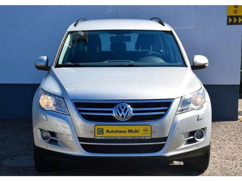 Second-hand VW Tiguan Freestyle 150 CP (110 kW) 2011 Alb SUV