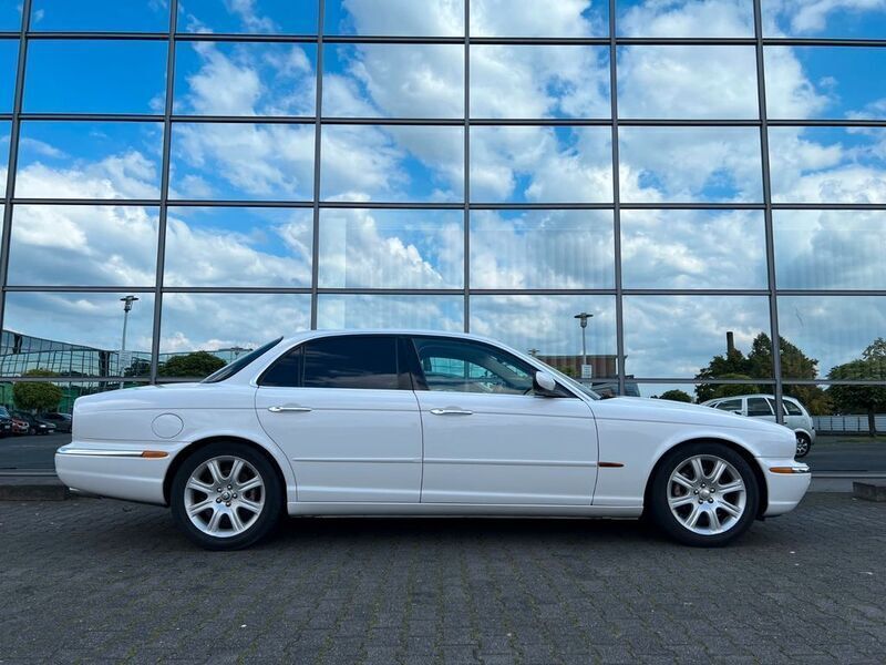 Gebraucht Jaguar XJ8 Executive 298 PS (219 kW) 2005 Weiß Limousine