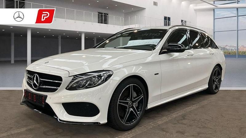 Weiß Gebraucht 2018 Mercedes C350e AMG line Limousine | 21.990 € (Superpreis) - Bild 1/4