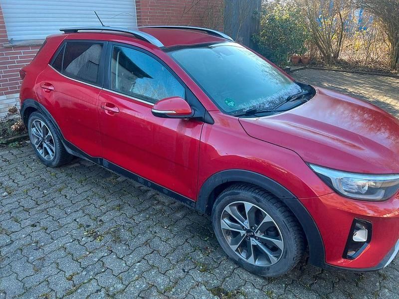 Gebraucht Kia Stonic Platinum 120 PS (88 kW) 2018 Rot SUV