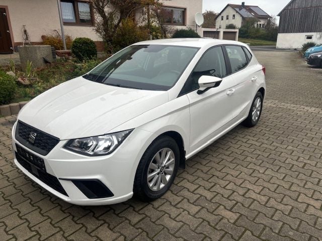 "candy" weiss Gebraucht 2021 Seat Ibiza Style Kleinwagen | 14.800 € (Guter Preis) - Bild 1/4