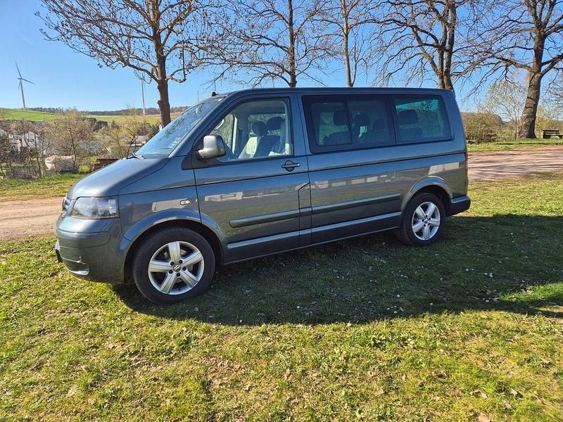 Usata VW Multivan 174 CV (127 kW) 2009 Grigio Monovolume