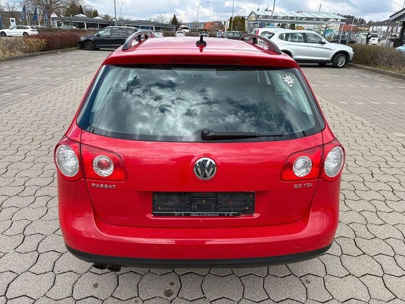 Gebraucht VW Passat 140 PS (102 kW) 2010 Rot Kombi
