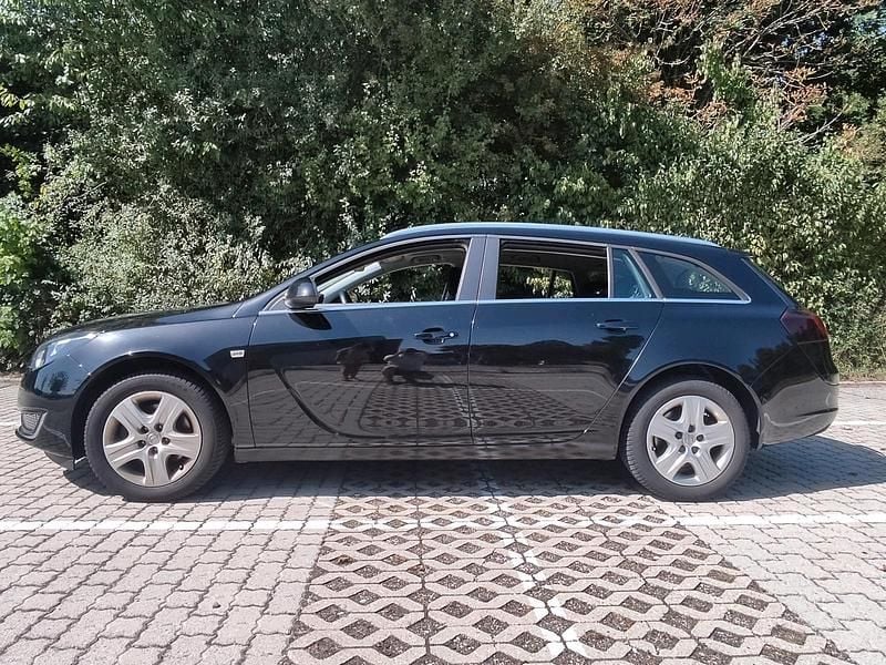 Gebraucht Opel Insignia 170 PS (125 kW) 2016 Schwarz Kombi