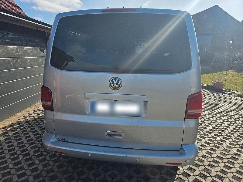Gebraucht VW T5 Comfortline 179 PS (131 kW) 2011 Silber Van
