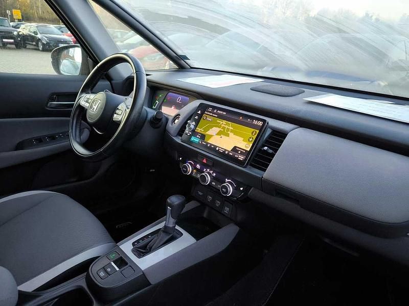 Gebraucht Honda Jazz Executive 98 PS (72 kW) 2021 Premium crystal red Kleinwagen