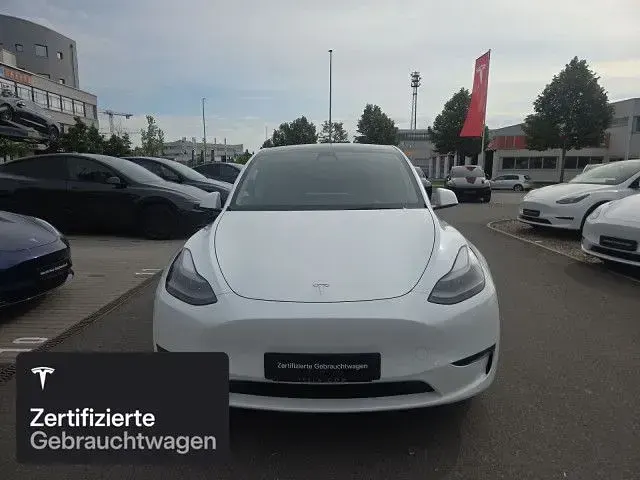 Used Tesla Model Y Long Range AWD 258 kW (351 HP) 2021 White SUV